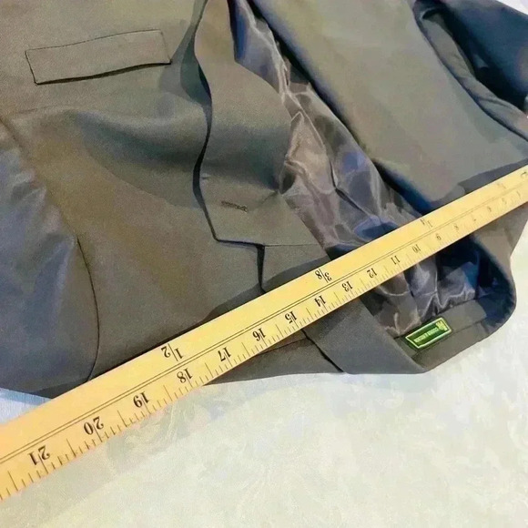 Cooper & Nelson Men's 2 Piece blazer and vest gray , size 44s‎ two button blazer - Picture 13 of 16